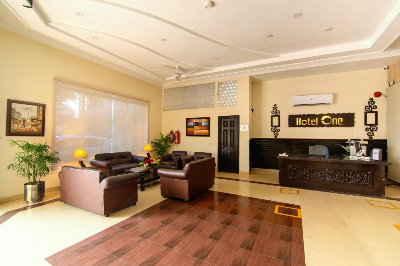 Hotel One Lalazar Multan Exterior foto